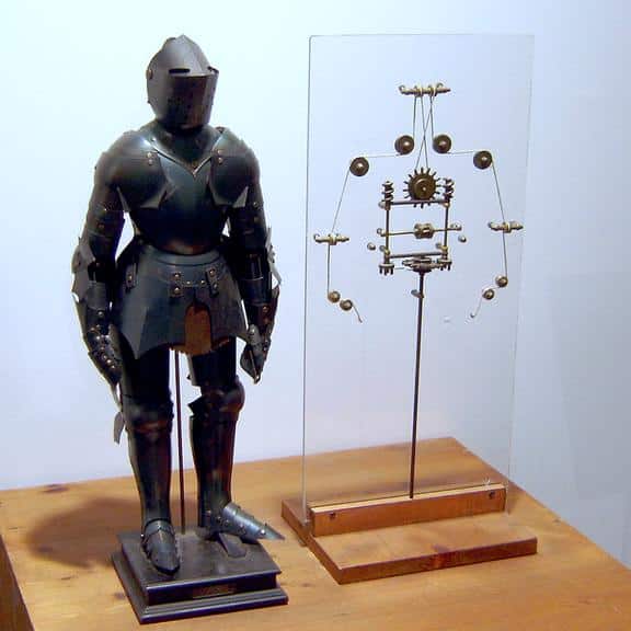 Robô criado com base em projeto de Da Vinci