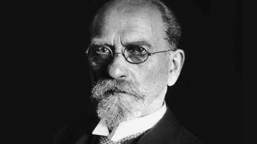 Edmund Husserl: O Fundador da Fenomenologia e Seu Impacto na Filosofia